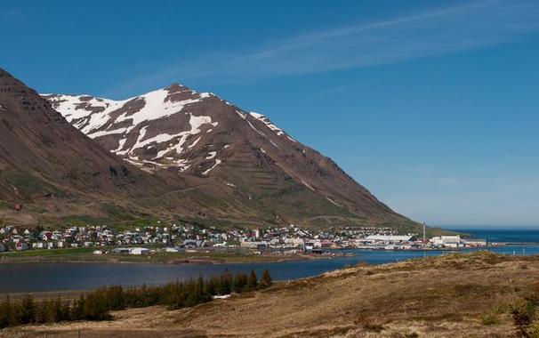 冰岛是个什么样的国家，在冰岛生活会怎么样 冰岛是北欧国家吗