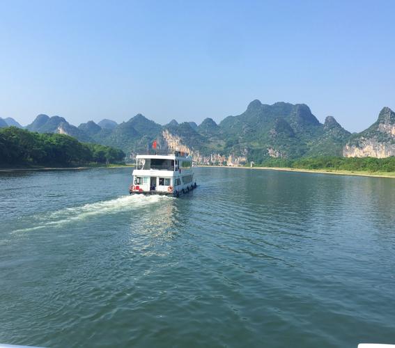 世界上规模最大的岩溶山水游览区之一：桂林市漓江景区 漓江风景名胜区