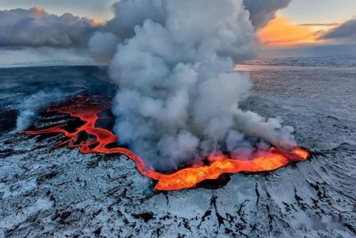 威力最大的火山：被冰川覆盖2500万年 感觉从冰川到了火山日记